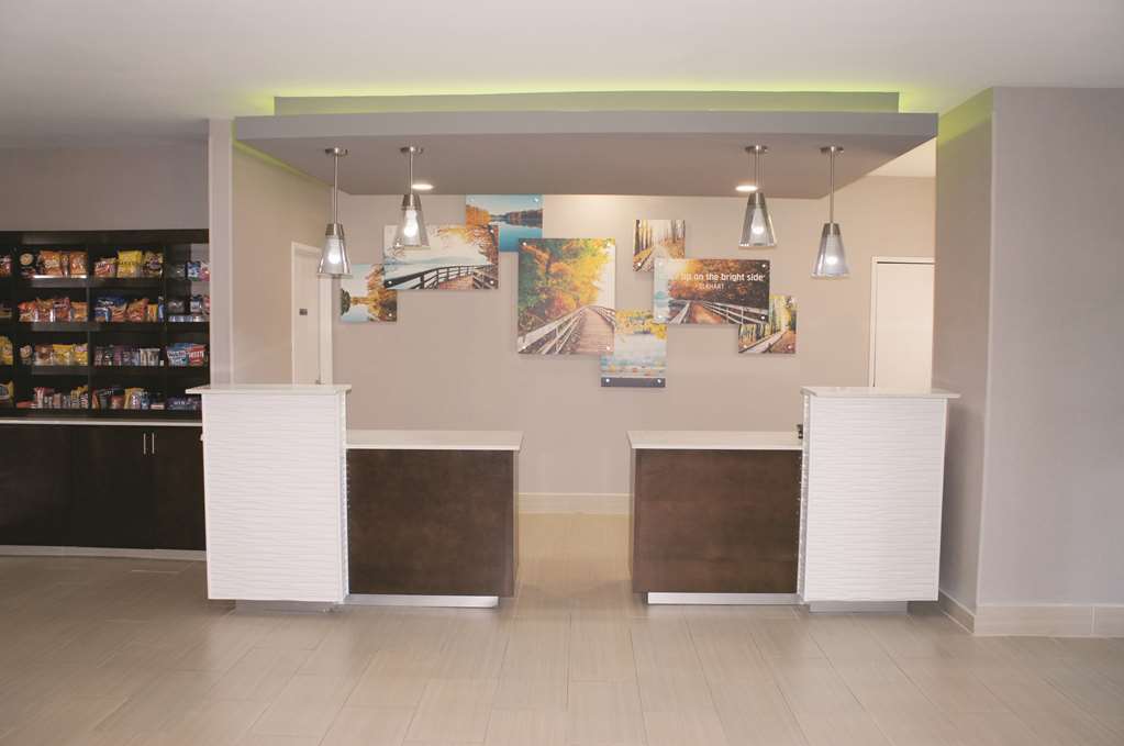 La Quinta Inn And Suites By Wyndham Elkhart Interieur foto